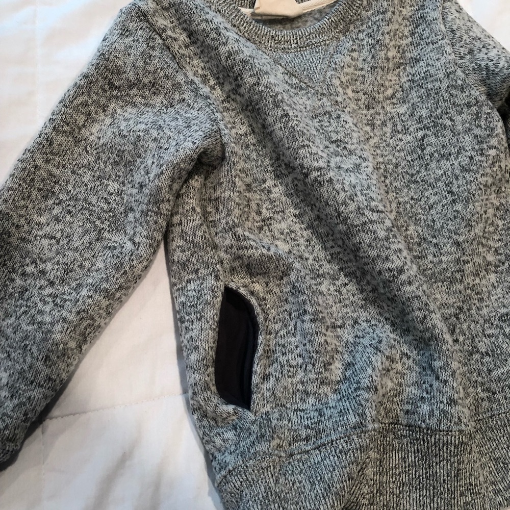 Sweater - Picture 3 of 4